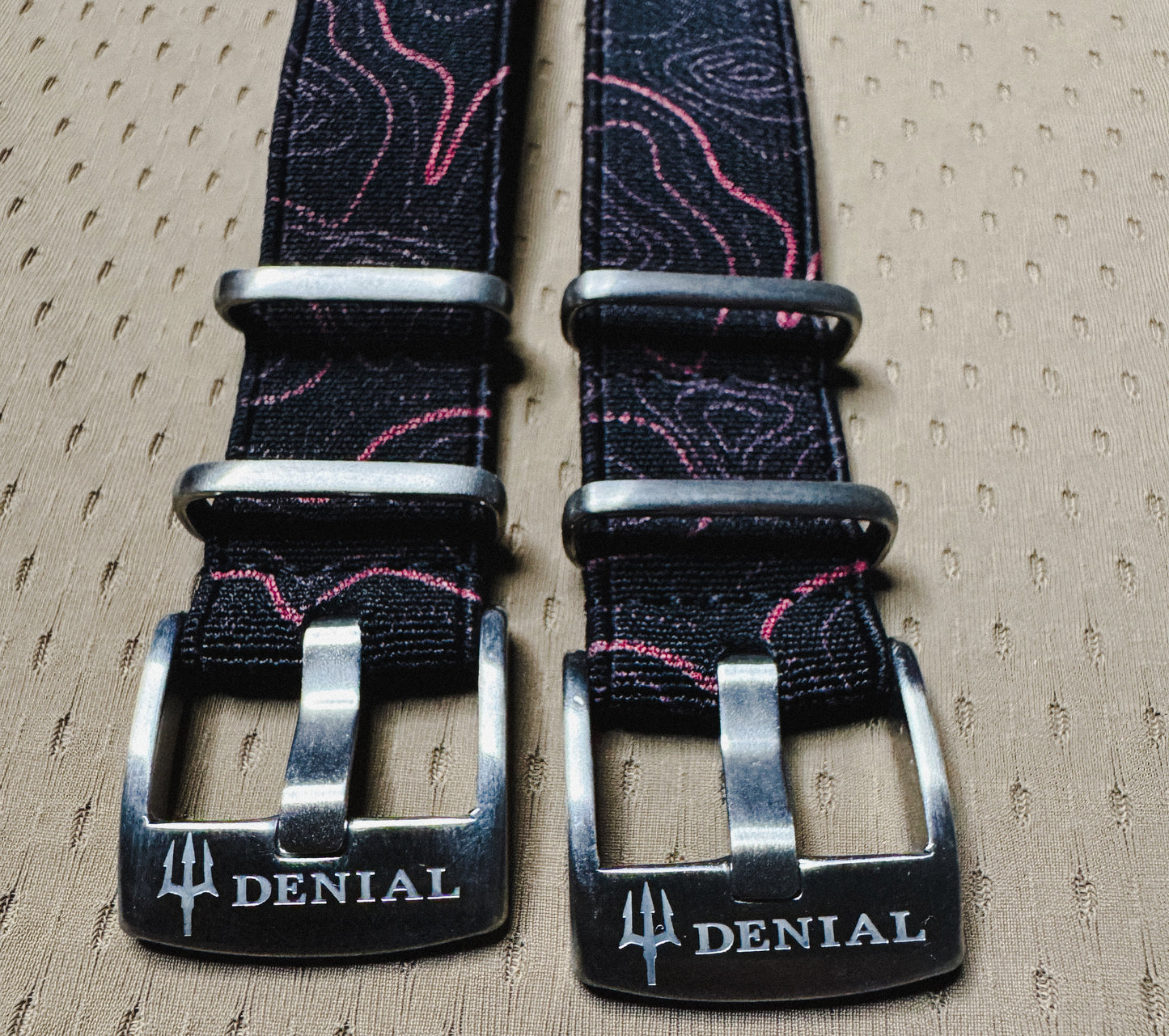 Red Topo Elastic Strap